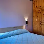 Teolahaus Con Vista Panoramica Su Apartmán Livigno
