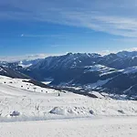 Teolahaus Con Vista Panoramica Su Apartmán Livigno
