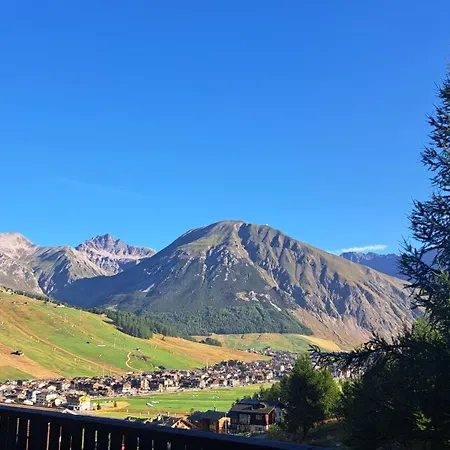 Teolahaus Con Vista Panoramica Su * リヴィーニョ